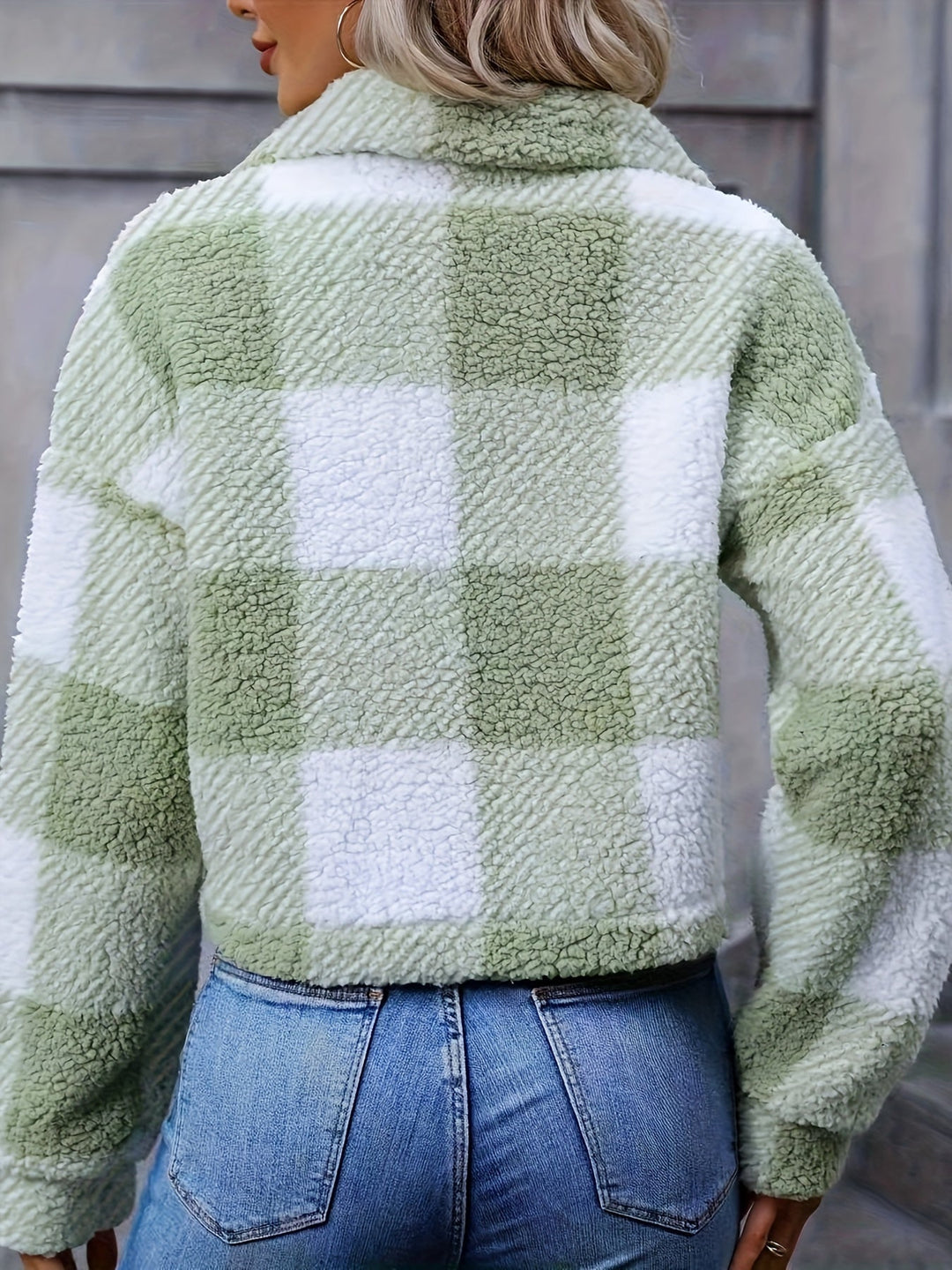 Sorvienne Relaxed Cropped Check Borg Jacket in Sage Green