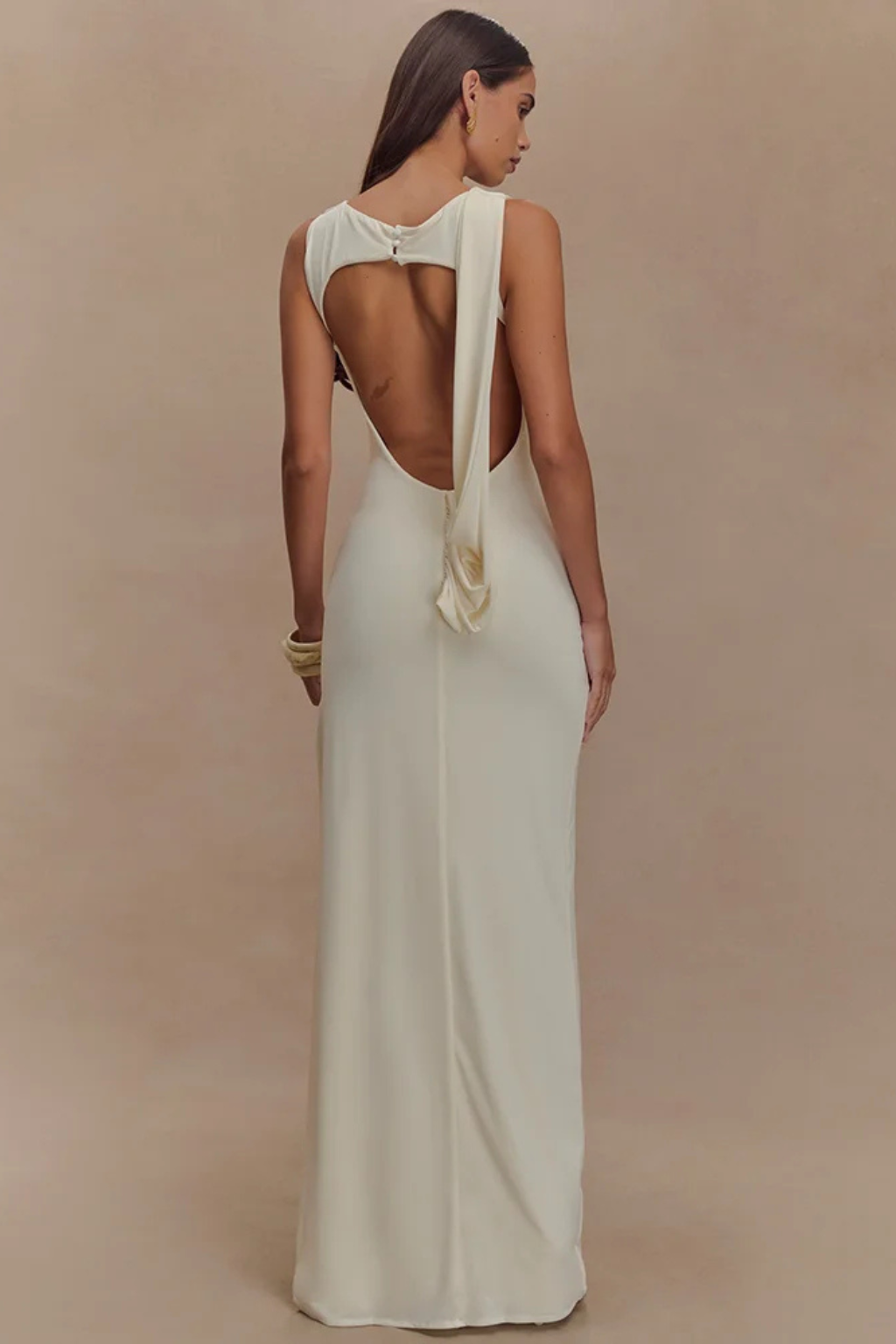 Sorvienne Women's Sleeveless Ruched Backless Slit Maxi Dress