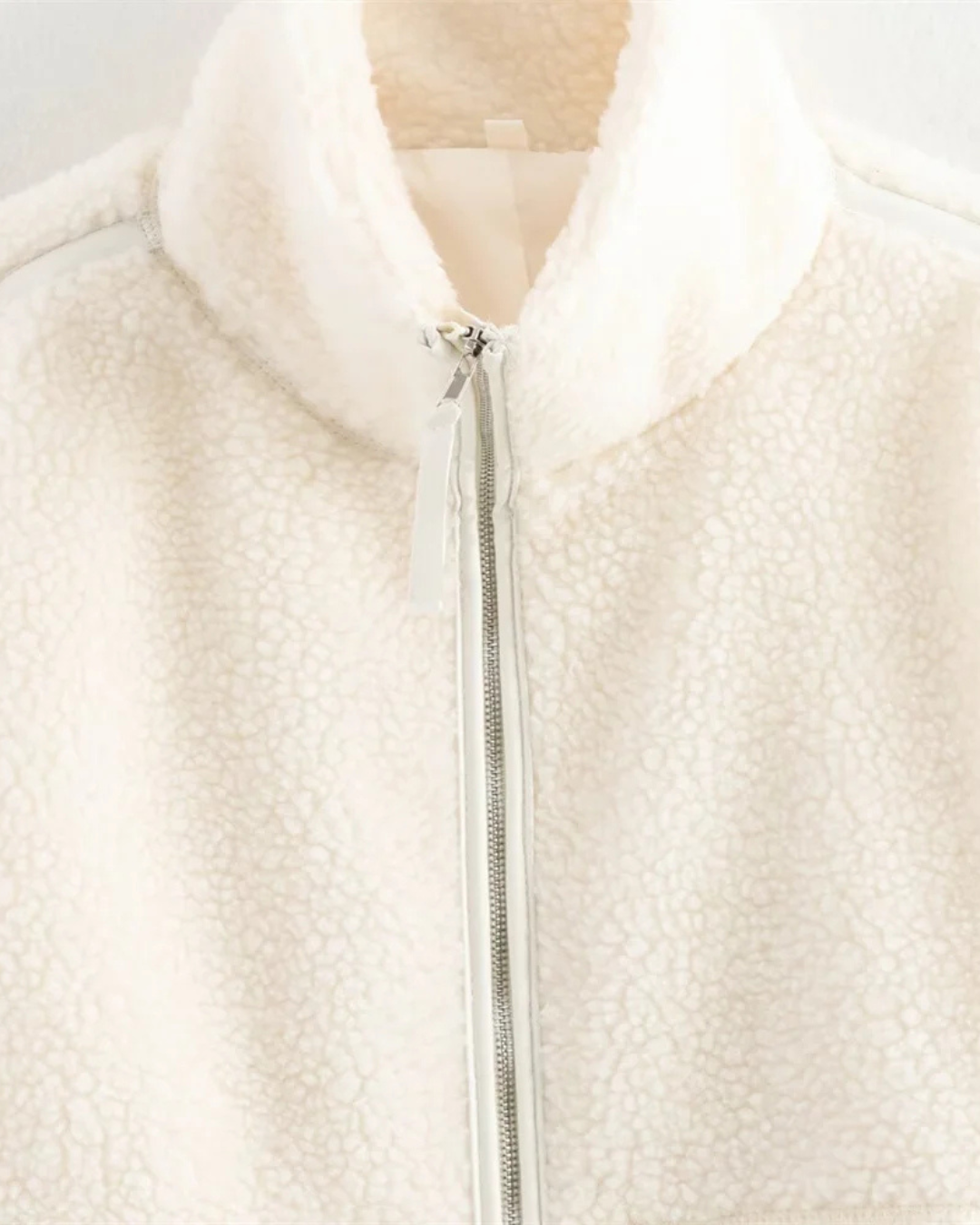 Sorvienne Oversized Zip Through Borg Jacket in Cream
