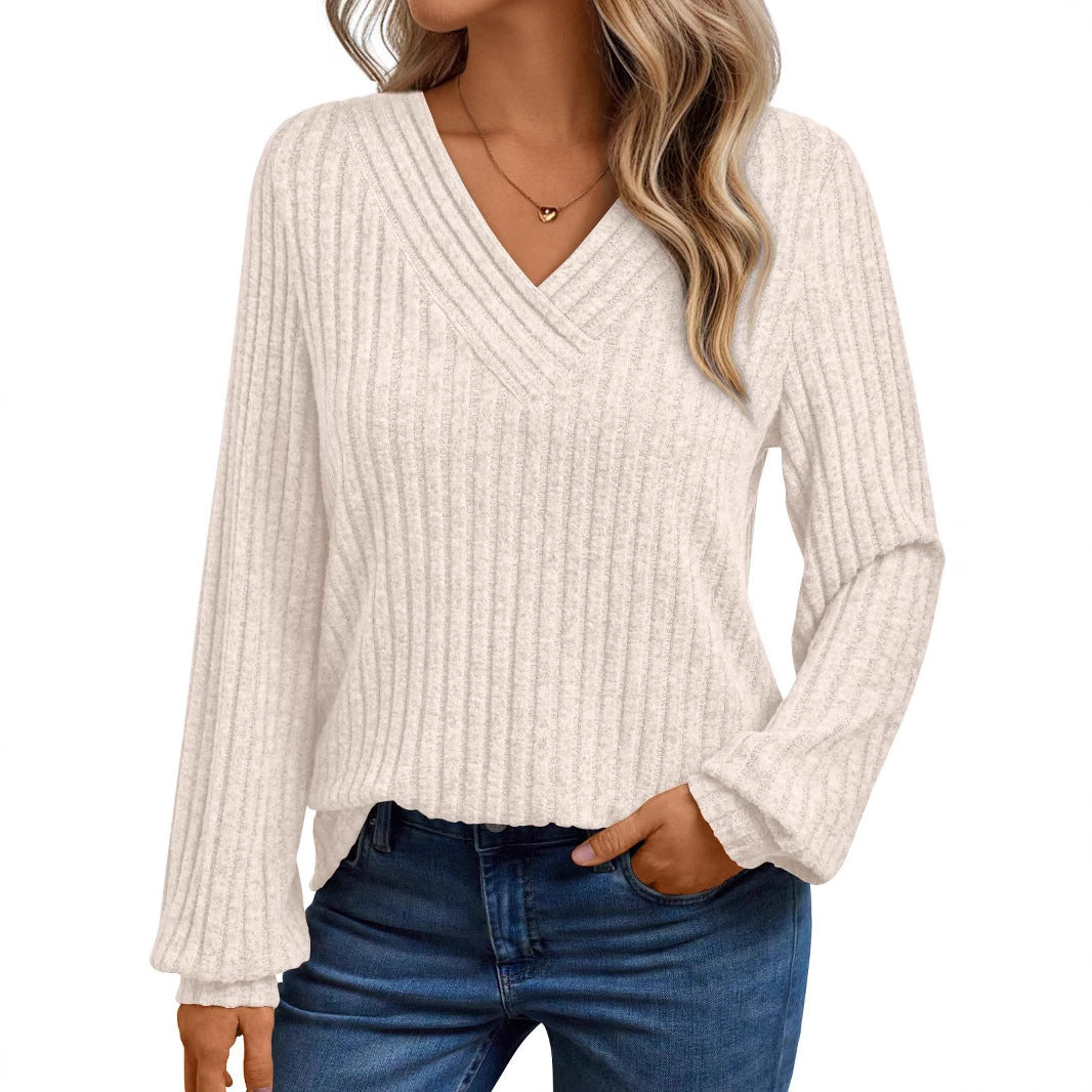 Sorvienne Relaxed Ribbed V Neck Jumper in Cream