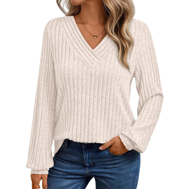 Sorvienne Relaxed Ribbed V Neck Jumper in Cream