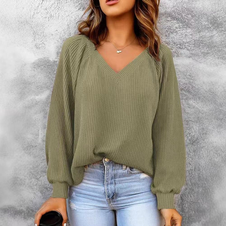 Sorvienne Relaxed Raglan Rib V Neck Jumper in Olive