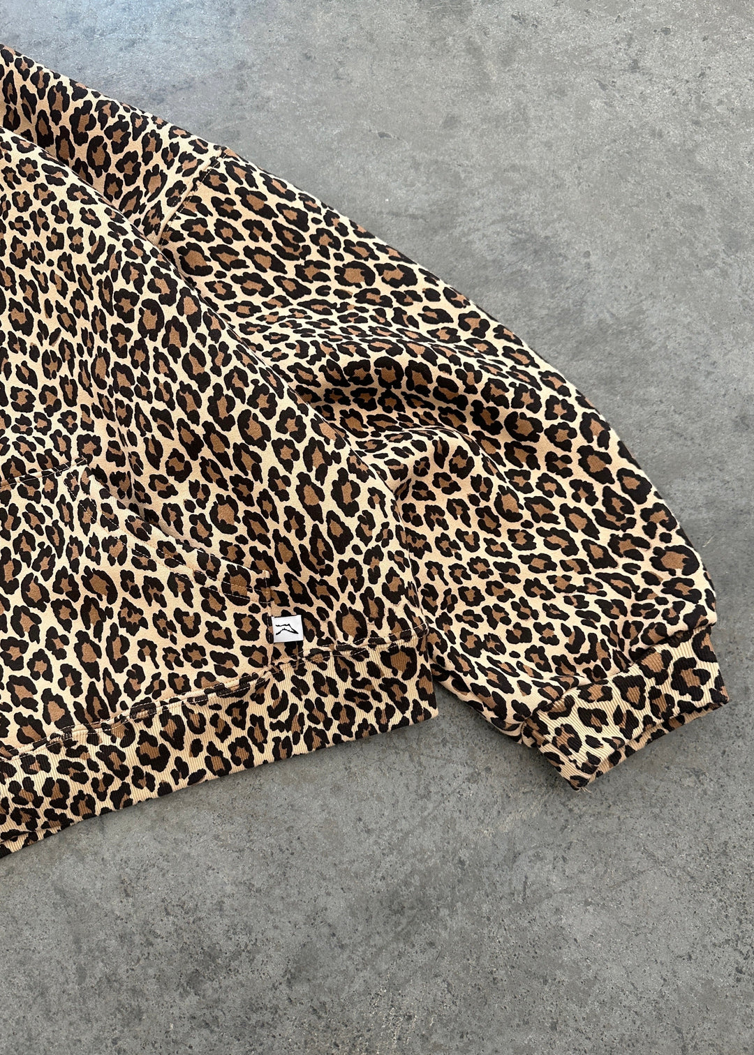 Sorvienne Relaxed Leopard Print Hoodie