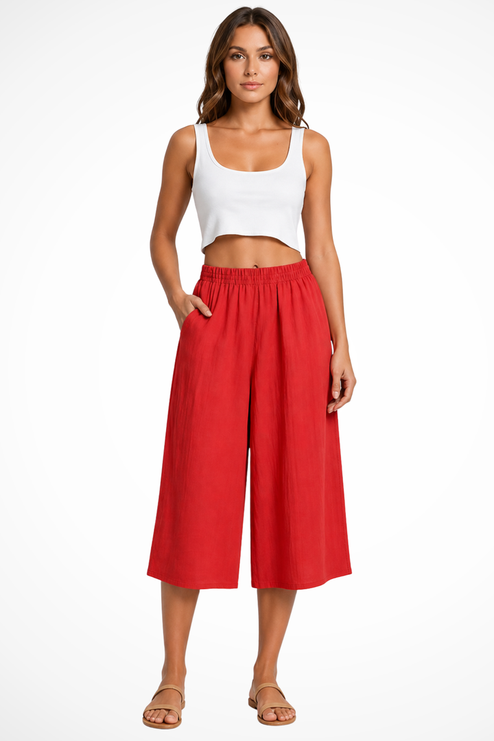 Sorvienne Women's Wide Leg Cropped Trousers in Red