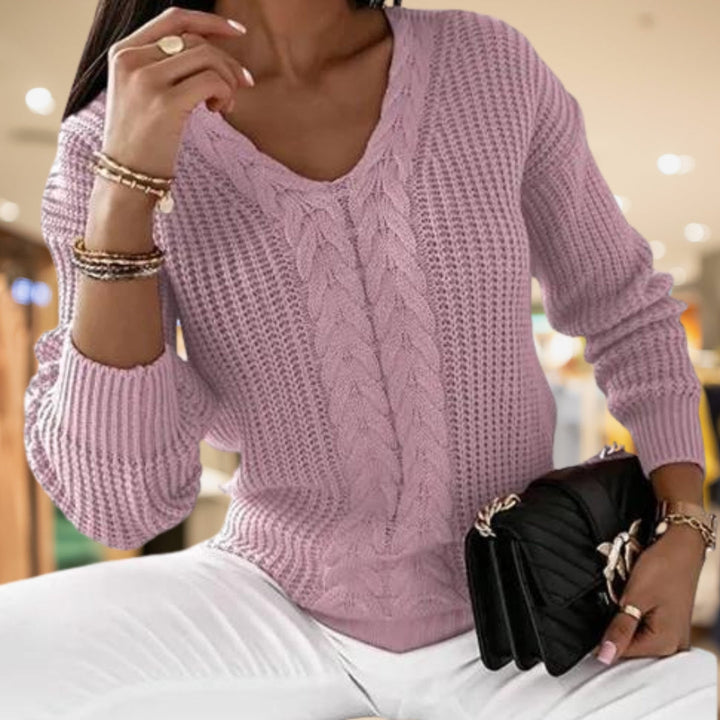 Sorvienne Relaxed V Neck Cable Knit Jumper in Dusty Pink