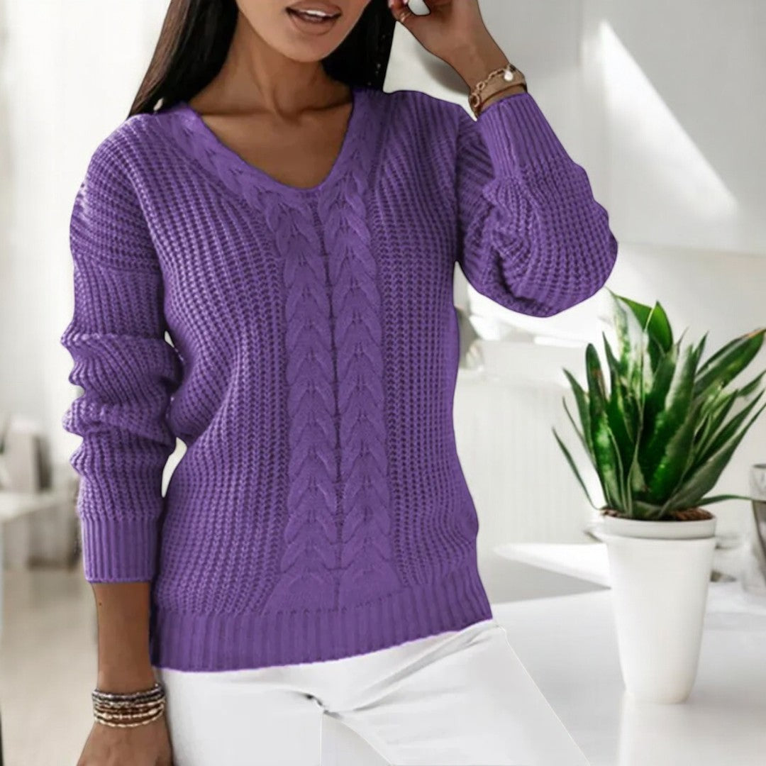 Sorvienne Relaxed V Neck Cable Knit Jumper in Purple