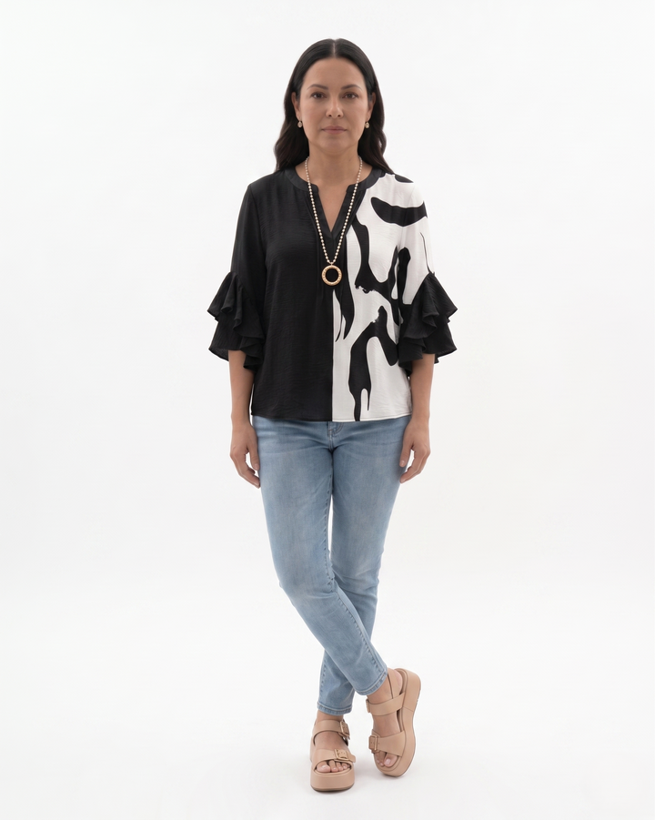 Sorvienne | Women’s Textured Ruffle Sleeve Blouse