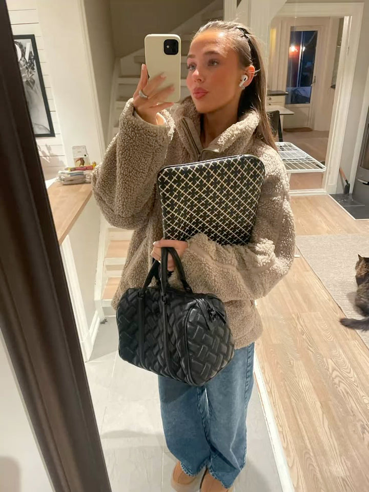 Sorvienne Oversized Zip Through Borg Jacket in Taupe