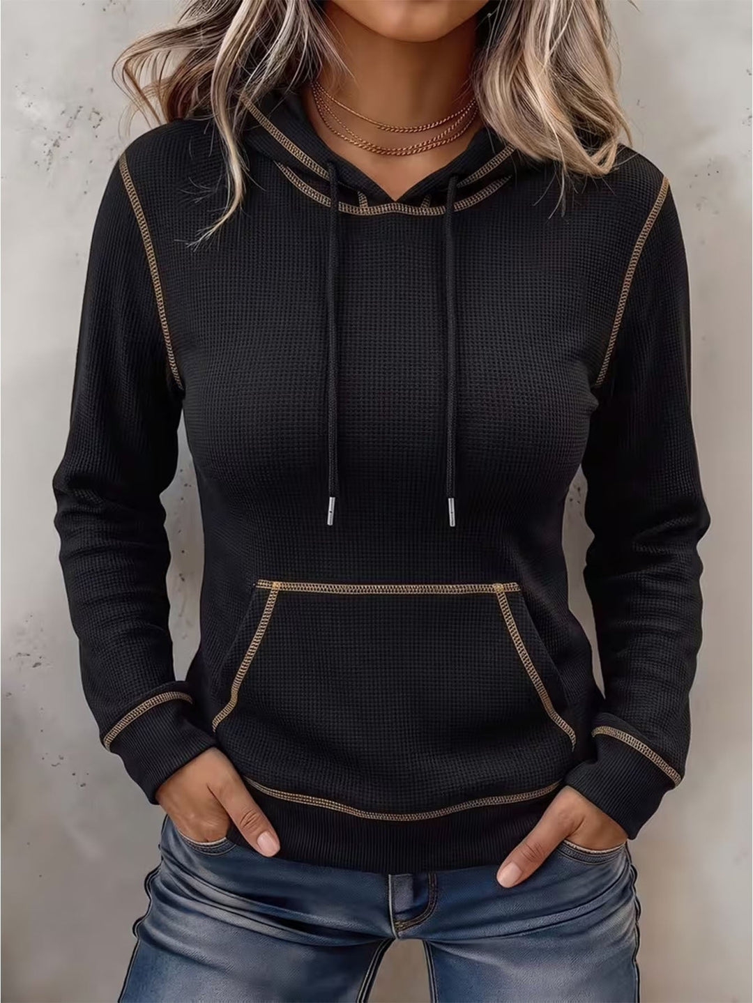 Sorvienne Relaxed Contrast Stitch Knitted Hoodie in Black