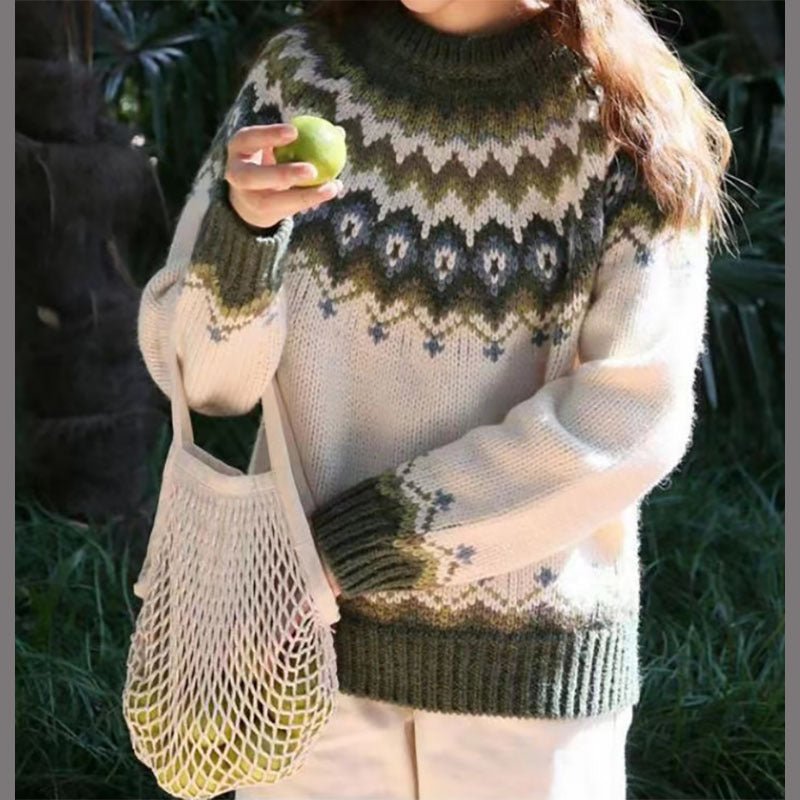Sorvienne Relaxed Yoke Knit Fair Isle Jumper in Green