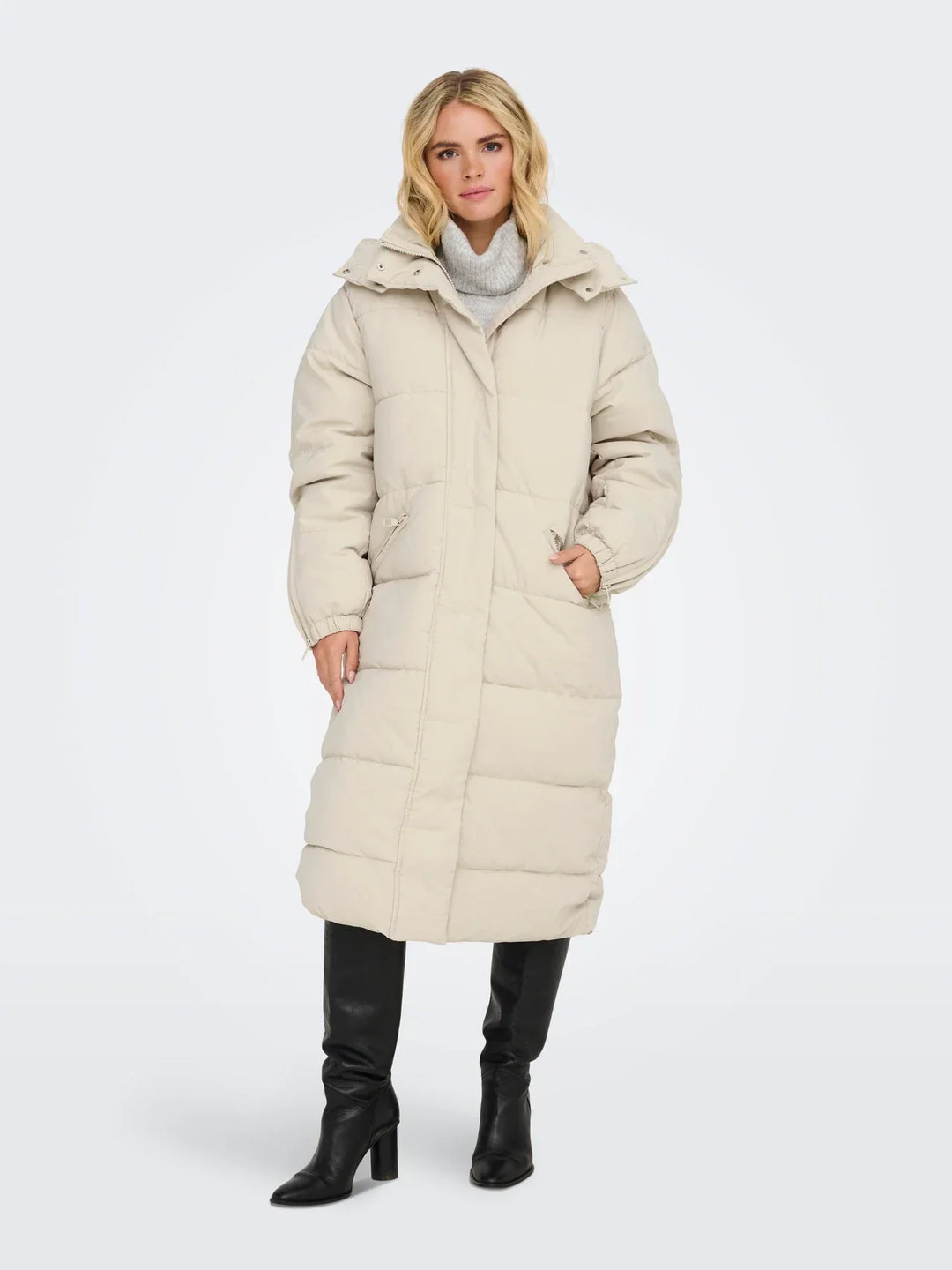 Sorvienne Hooded Longline Puffer Coat in Cream