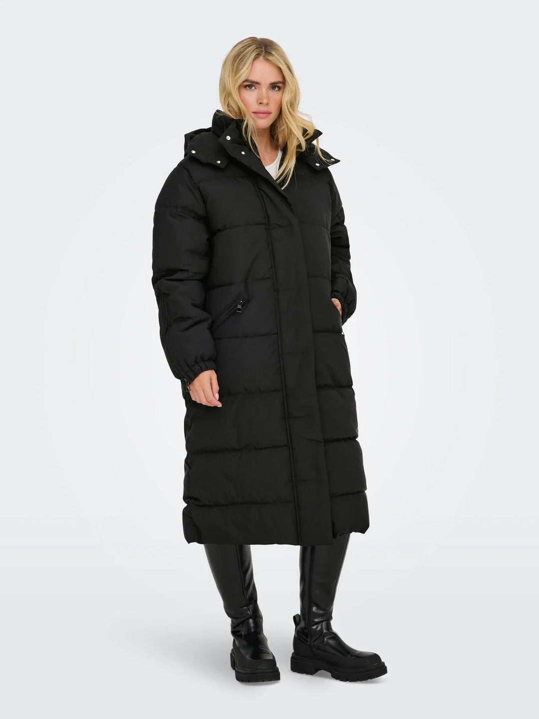 Sorvienne Hooded Longline Puffer Coat in Black