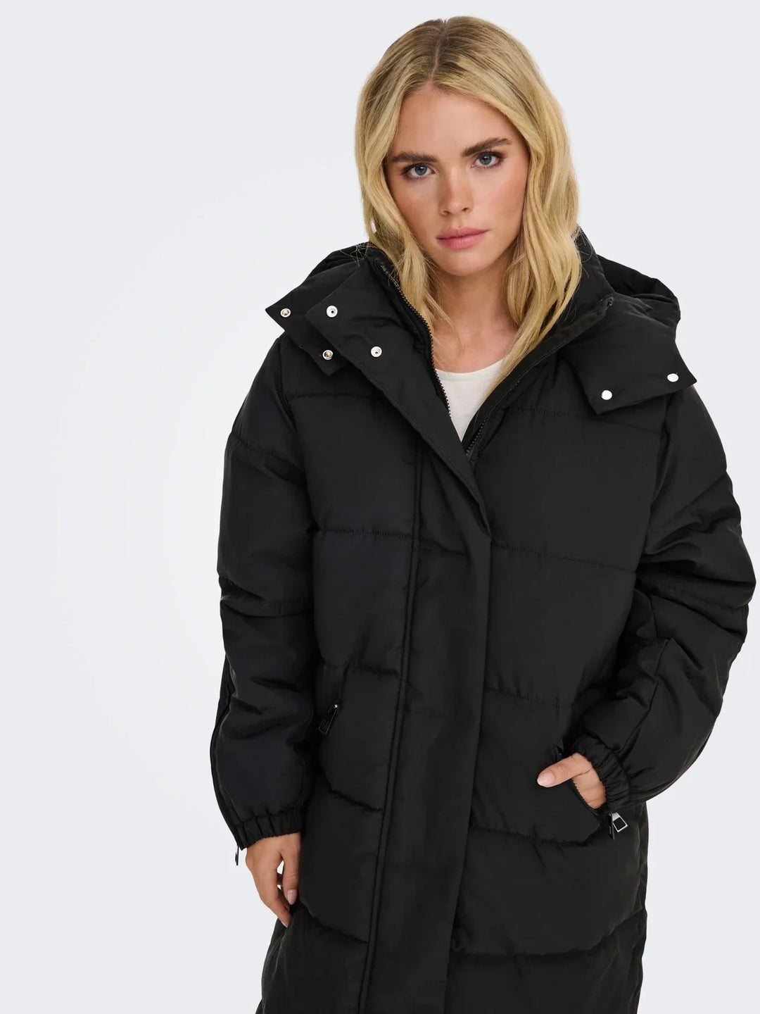 Sorvienne Hooded Longline Puffer Coat in Black