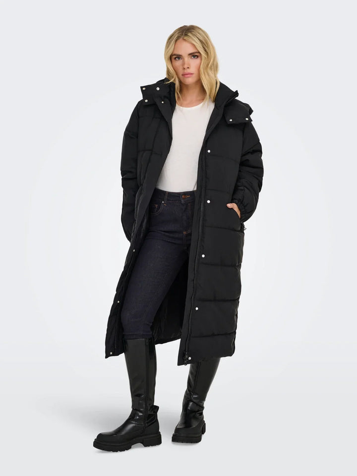 Sorvienne Hooded Longline Puffer Coat in Black