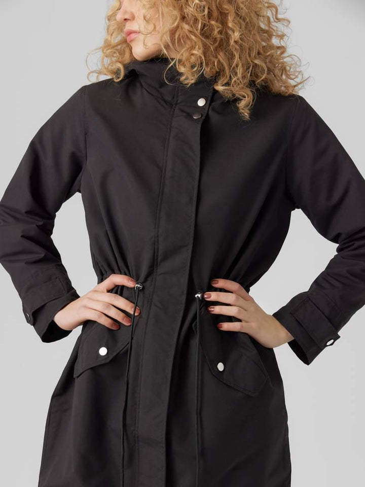Sorvienne Drawstring Waist Hooded Raincoat in Black